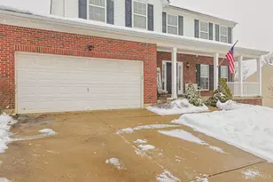 6864 Ruwes Oak Dr, Green Township, OH 45248 - Photo 2