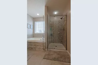 6864 Ruwes Oak Drive, Green Township, OH 45248 - Photo 34