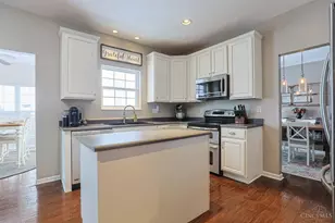 6864 Ruwes Oak Dr, Green Township, OH 45248 - Photo 22