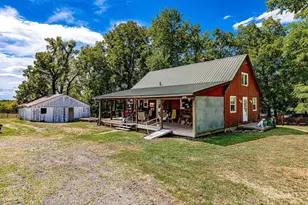 1222 Oxford Germantown Rd, Somers Township, OH 45311 - Photo 2