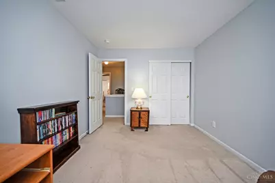 241 Hartford Court, Hamilton Township, OH 45039 - Photo 28