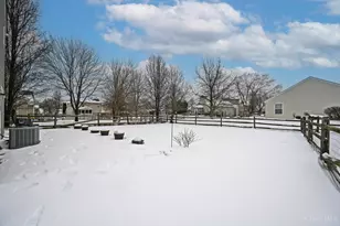 241 Hartford Ct, Hamilton Township, OH 45039 - Photo 34