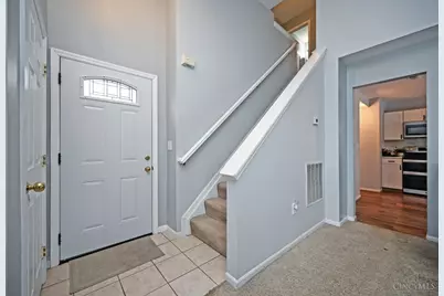 241 Hartford Court, Hamilton Township, OH 45039 - Photo 4