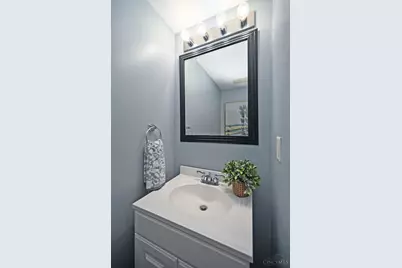 241 Hartford Court, Hamilton Township, OH 45039 - Photo 18