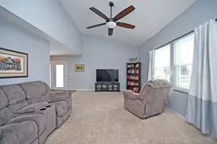 241 Hartford Ct, Hamilton Township, OH 45039 - Photo 6