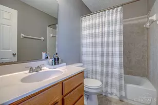 408 Sudbury Dr, Trenton, OH 45067 - Photo 12