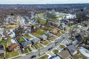 1320 Thurnridge Dr, Reading, OH 45215 - Photo 24