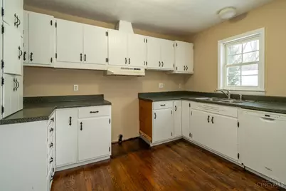 8030 Thomas Road, Middletown, OH 45042 - Photo 4