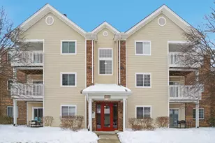 120 Carrington Ln, Loveland, OH 45140 - Photo 2