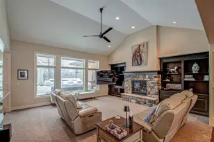 9428 Old Bridge Dr, Washington Twp, OH 45458 - Photo 12