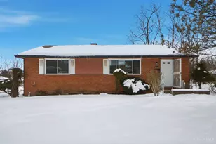 10240 Panola Dr, Woodlawn, OH 45215 - Photo 2