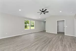 1236 Tupelo Dr, Franklin Township, OH 45171 - Photo 2