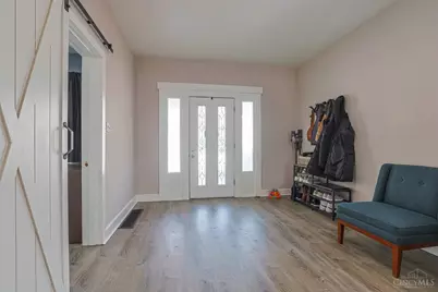 3743 Bank Court, Cincinnati, OH 45211 - Photo 8