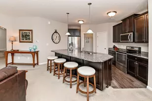 8041 Oakbridge Wy, Green Township, OH 45248 - Photo 16