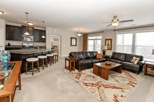 8041 Oakbridge Wy, Green Township, OH 45248 - Photo 4