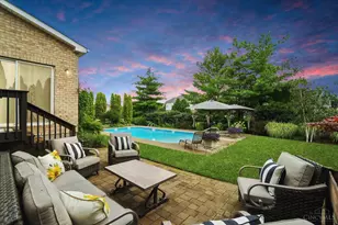 3262 Blue Springs Dr, Monroe, OH 45050 - Photo 2