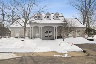 496 Mapleleaf Dr, Union Township, OH 45255 - Photo 20