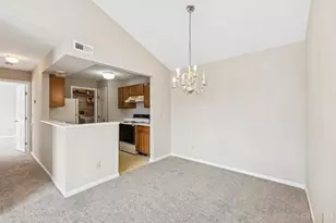 496 Mapleleaf Dr, Union Township, OH 45255 - Photo 8