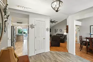 2434 Whisper Dr, Miamisburg, OH 45342 - Photo 8