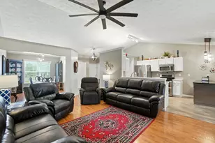 2434 Whisper Dr, Miamisburg, OH 45342 - Photo 12