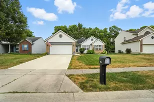 2434 Whisper Dr, Miamisburg, OH 45342 - Photo 2