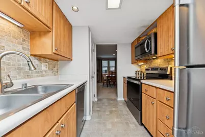 965 Woodlyn Drive N, Anderson Township, OH 45230 - Photo 12