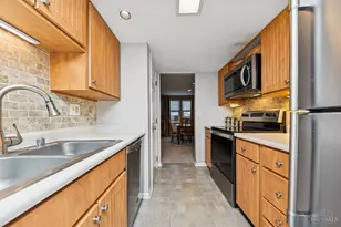 965 Woodlyn Dr N, Anderson Township, OH 45230 - Photo 12