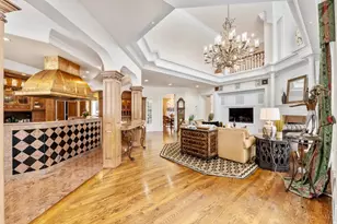 8500 Kugler Mill Rd, Indian Hill, OH 45243 - Photo 10