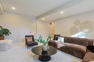 7401 Cornell Rd, Montgomery, OH 45242 - Photo 16