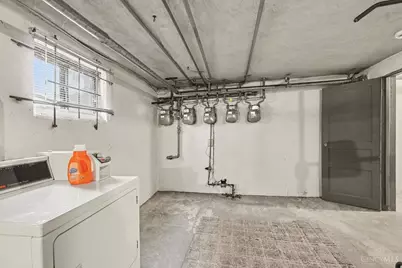 7119 Eastlawn Drive, Cincinnati, OH 45237 - Photo 22