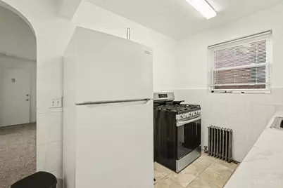 7119 Eastlawn Drive, Cincinnati, OH 45237 - Photo 4