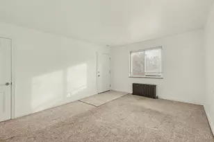 7119 Eastlawn Dr, Cincinnati, OH 45237 - Photo 8