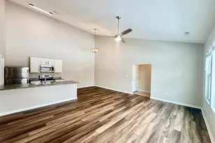 732 Pheasant Run Dr, Lebanon, OH 45036 - Photo 2