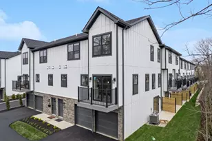 4481 Butterfield Ave, Cincinnati, OH 45227 - Photo 2