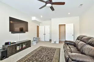 801 Frederick Trl, South Lebanon, OH 45065 - Photo 12