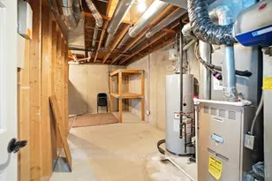 671 McCormick Ln, Union Township, OH 45245 - Photo 48