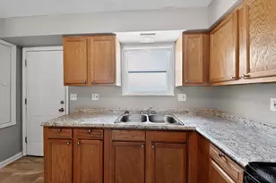 8949 Pippin Rd, Colerain Township, OH 45251 - Photo 16