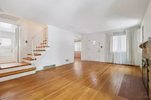 2806 Losantiridge Ave, Columbia Township, OH 45213 - Photo 8