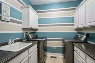 1464 Riverside Dr, Cincinnati, OH 45202 - Photo 34