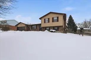 5451 Boehm Dr, Fairfield, OH 45014 - Photo 2