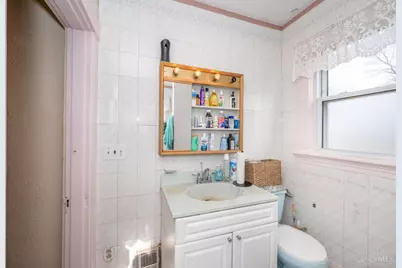 1118 Burns Avenue, Cincinnati, OH 45215 - Photo 36