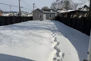 14 Moore St, Middletown, OH 45044 - Photo 4