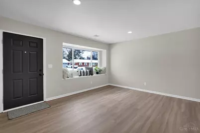 290 Nelson Lane, Springdale, OH 45246 - Photo 10