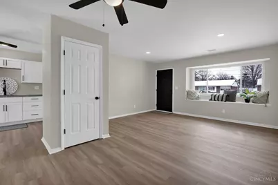 290 Nelson Lane, Springdale, OH 45246 - Photo 14