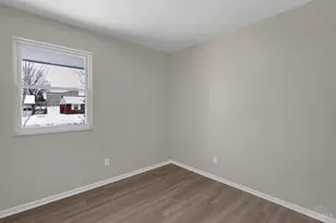 290 Nelson Ln, Springdale, OH 45246 - Photo 18