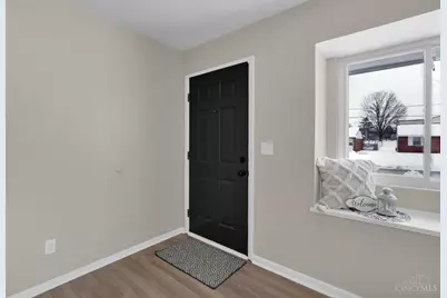 290 Nelson Lane, Cincinnati, OH 45246 - Photo 8