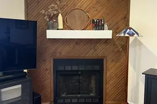 9512 Woodland Hills Dr, West Chester, OH 45011 - Photo 4