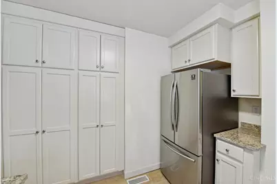 335 Albion Avenue, Glendale, OH 45246 - Photo 8