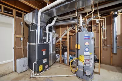 130 Wells Drive, Springboro, OH 45066 - Photo 88