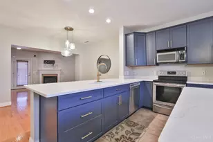 915 Sharkey Ln, Cincinnati, OH 45206 - Photo 12